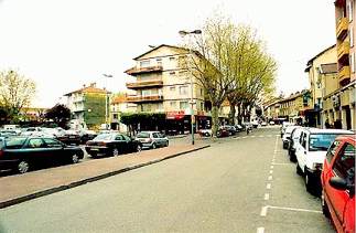 La Place et la Rue Centrale  de nos jours